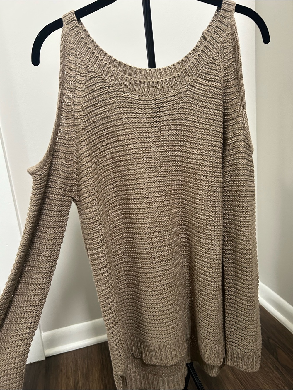 Design Lab Lord & Taylor Taupe Off-the-Shoulder Knit Sweater